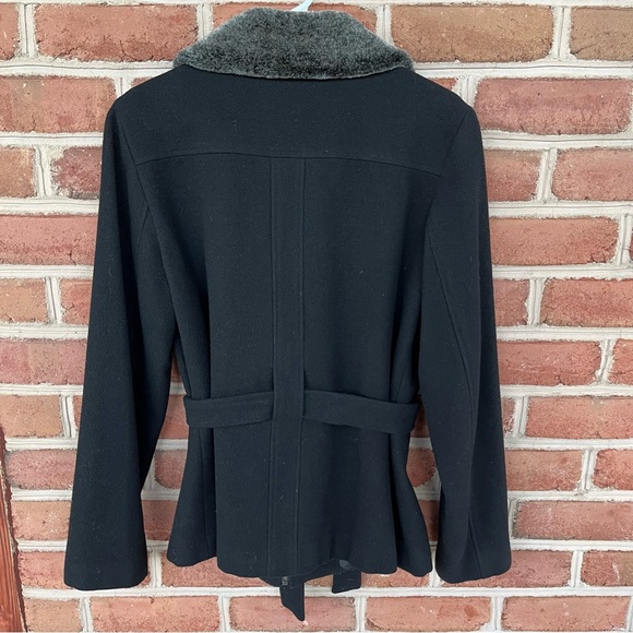 Sexy black wool jacket with belt and faux fur collar by Outbrook. size: medium - Picture 10 of 11